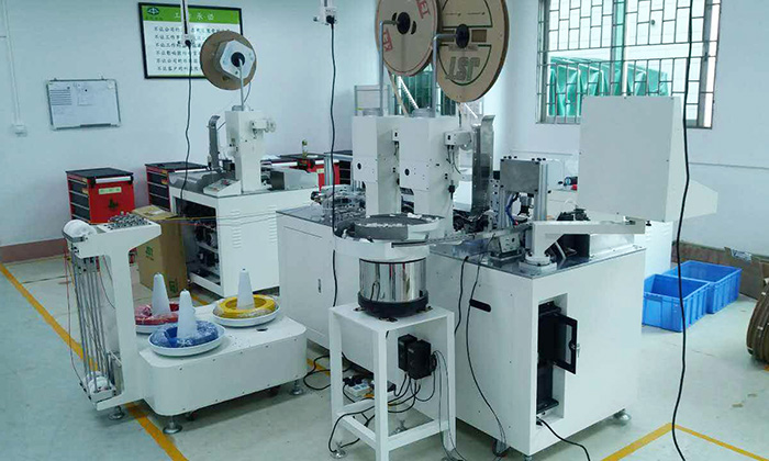 宏利电子-端子机